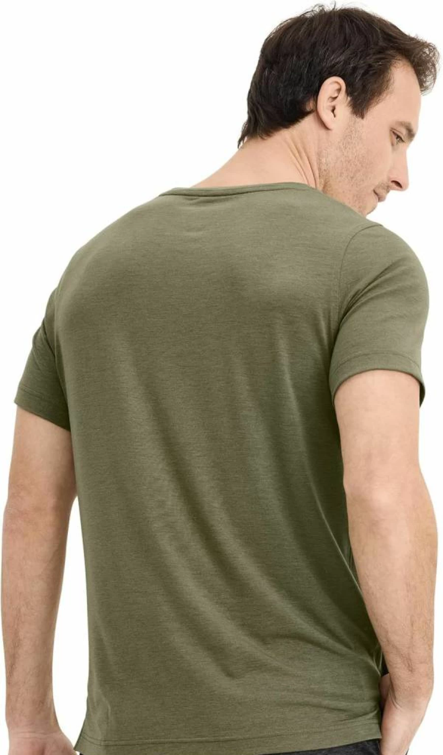 Jockey Men's EverActive Performance V-Neck T-Shirt - Moisture Wicking Activewear Top for Gym & Casual Wear